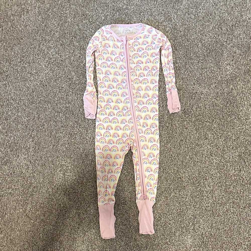 Little Sleepies Pastel Rainbows Zippy